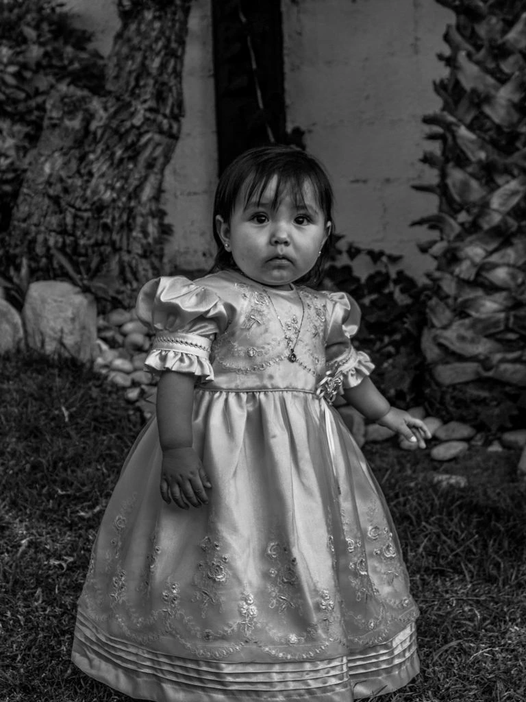 Portrait of Miriam Castellanos, Article Daily's lead editor.