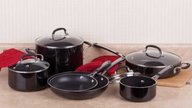 How to clean outside of Le Creuset cookware